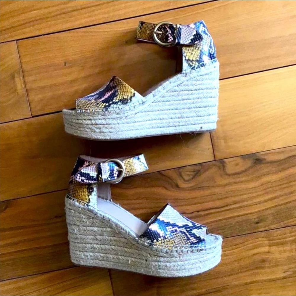 Marc Fisher Snakeskin Espadrille Ankle Strap Wedge Sandals Pink 8